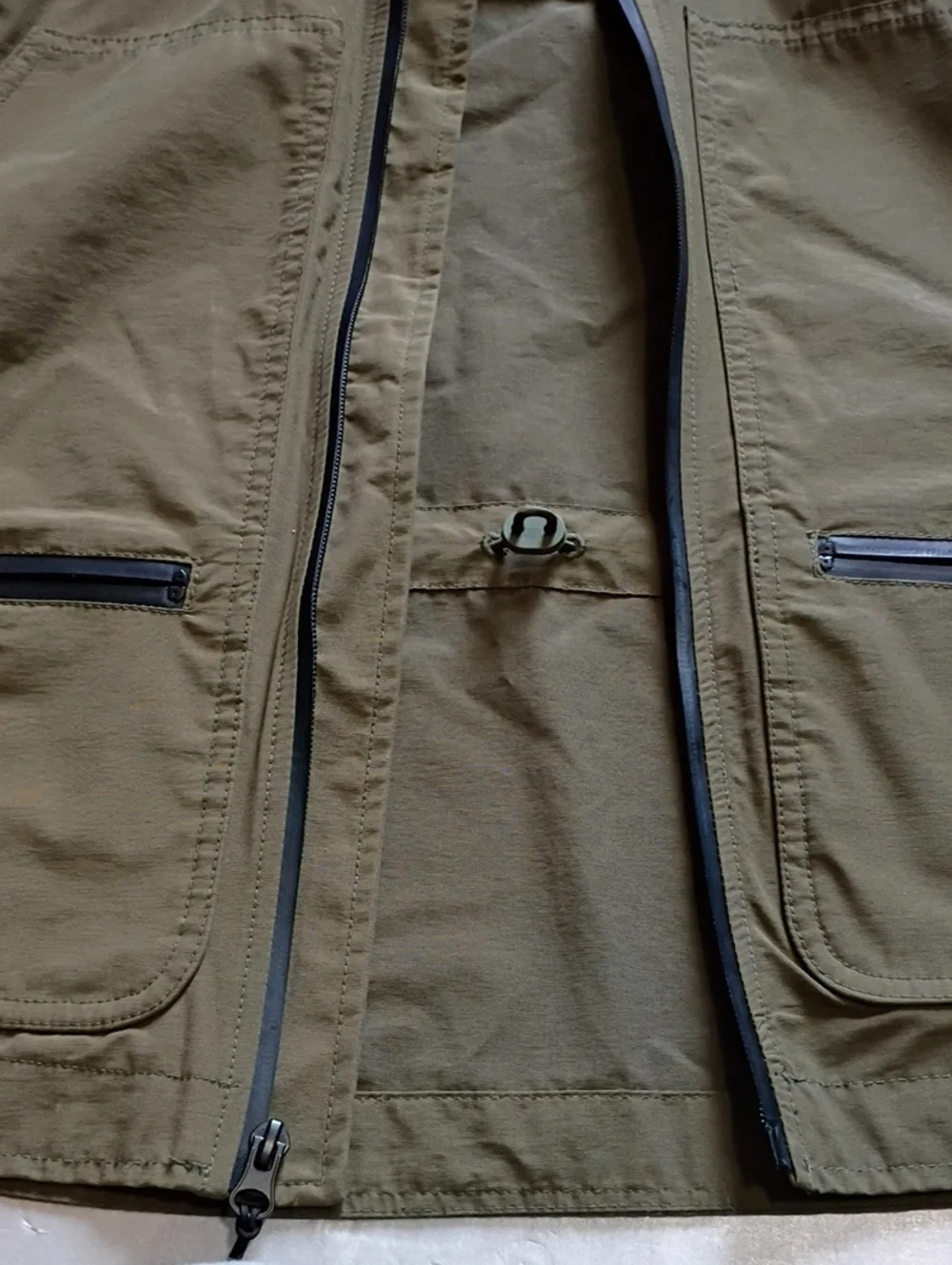 GAP  Olive Hooded Windbreaker Jacket 10/12 Youth